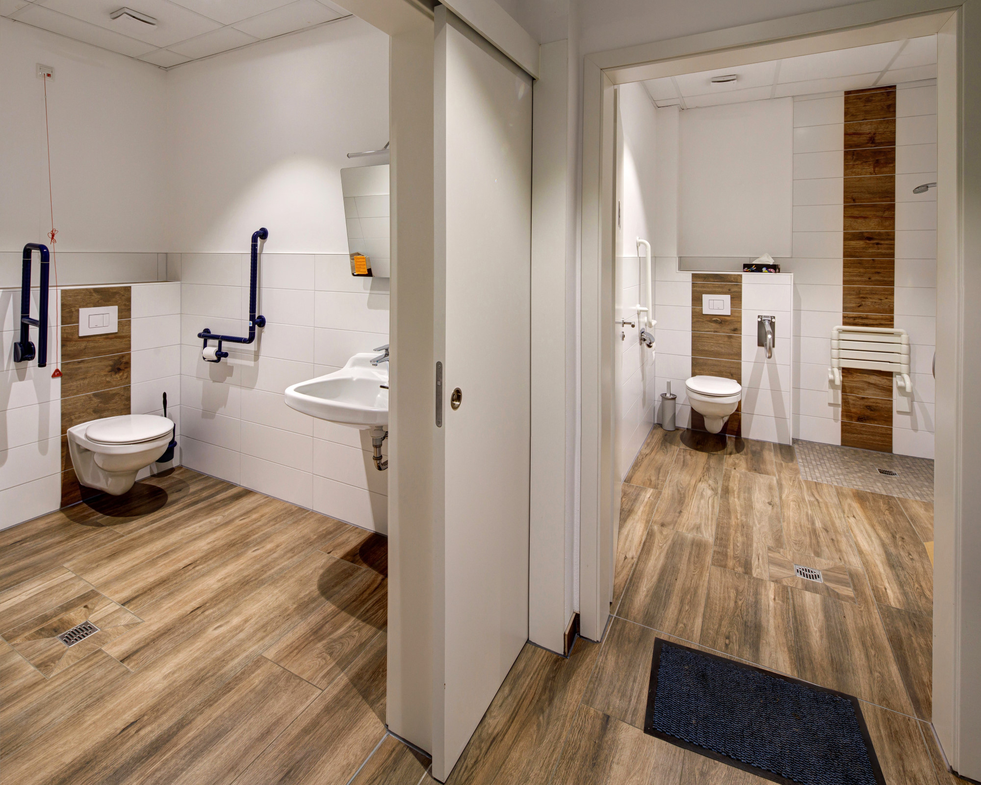 Badezimmer Gruppenraum